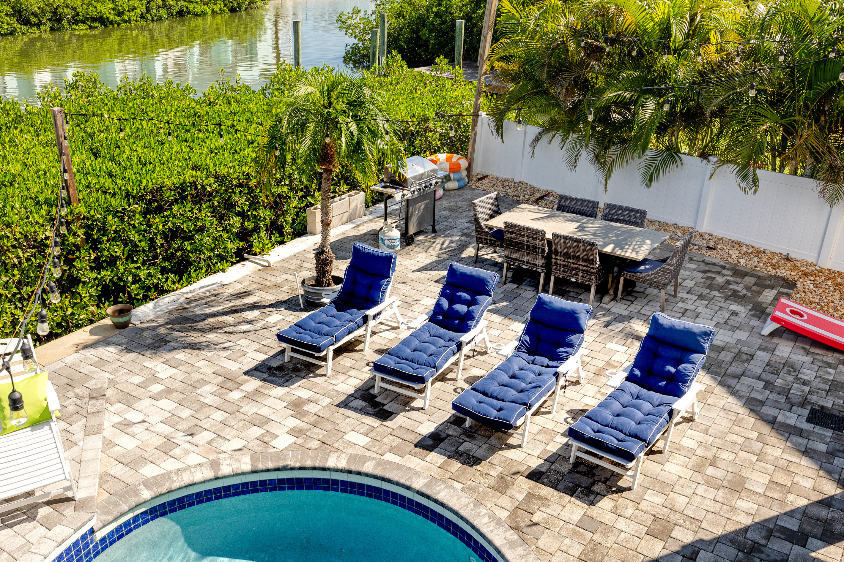 Cushioned Sun Loungers 