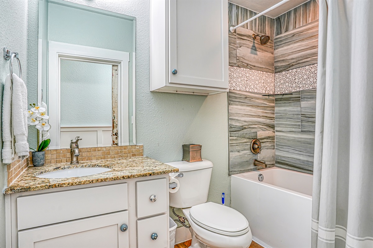 0570ae33ccaf472ba73c103dae35457c Large | Beachhouse | Texas | TX | Vacation Homes | Galveston | Crystal Beach | Kokomo | Breezy Days | Beachfront Elegance | Sunrise Serenity | Southern Sands Property Management, LLC