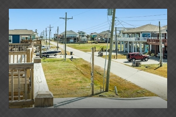 059d2c3786d54ed79f2243208c2c8178 Medium | Beachhouse | Texas | TX | Vacation Homes | Galveston | Crystal Beach | Kokomo | Breezy Days | Beachfront Elegance | Sunrise Serenity | Southern Sands Property Management, LLC