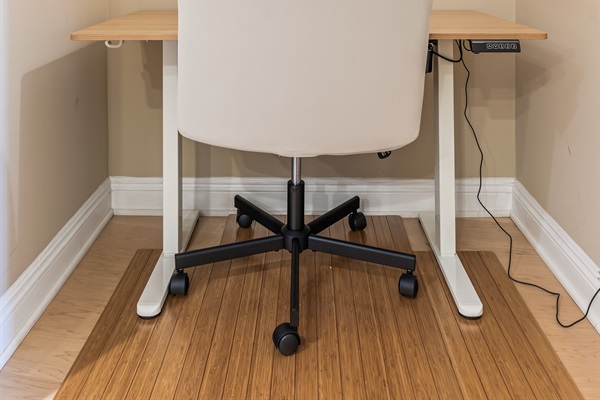 Den with adjustable stand up/sit down desk