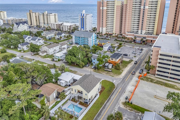 300 steps from the beach