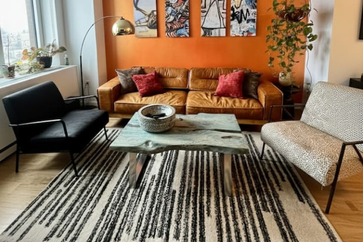 Living room lounge — Lower East Side rental, Downtown Manhattan