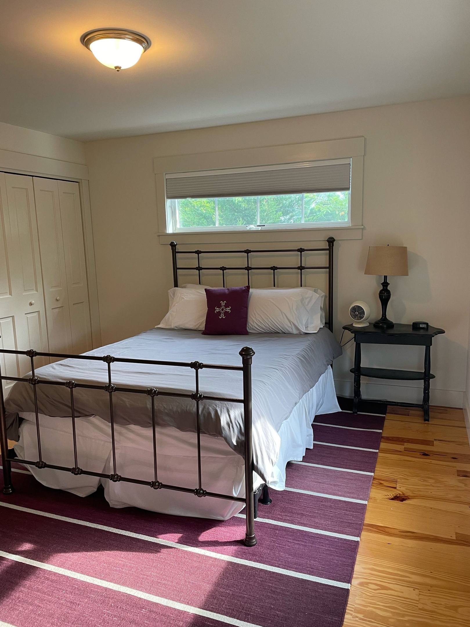 Second Ensuite Bedroom. Second floor. Queen bed. 