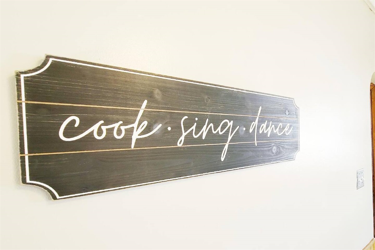 Shared Kitchen Wall Decor.