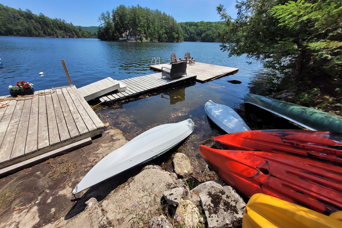 Private dock and swim platform on Lac St Pierre: Fun! On the water, or in it!