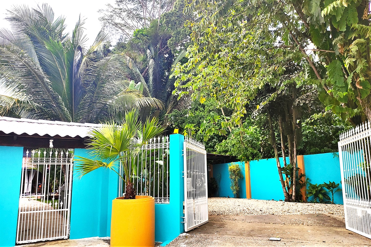 Front Vehicle Entry Gate