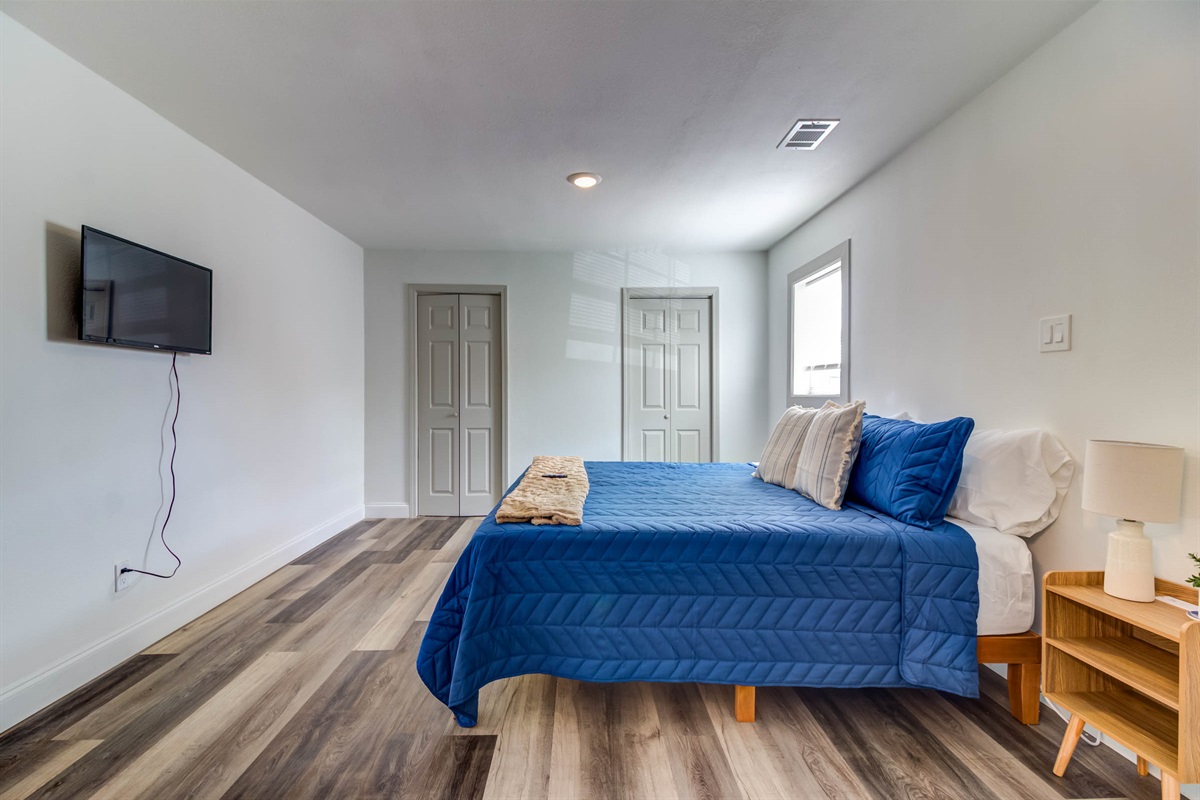 Master bedroom w/ smart TV