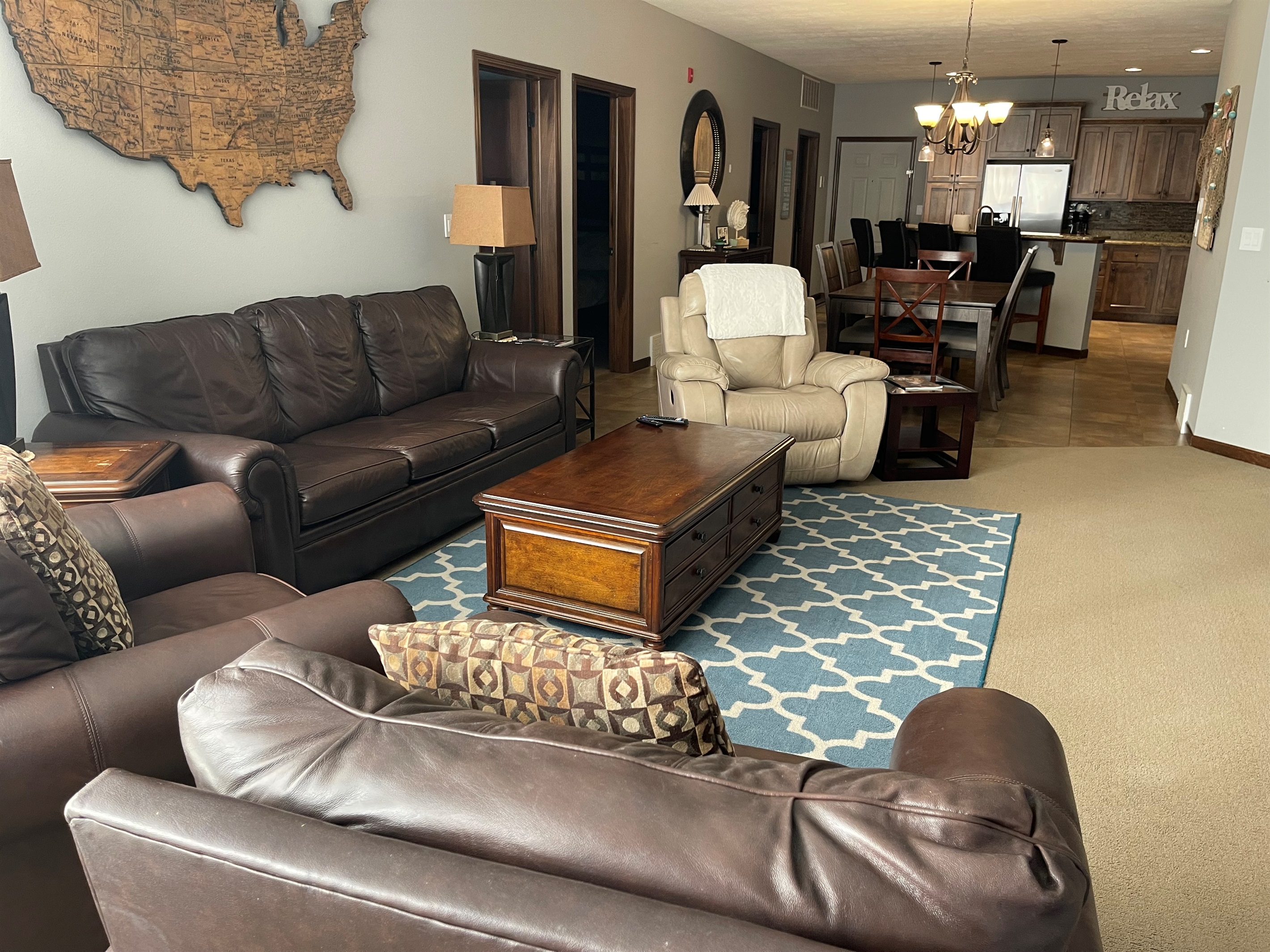 Living room to Kitchen