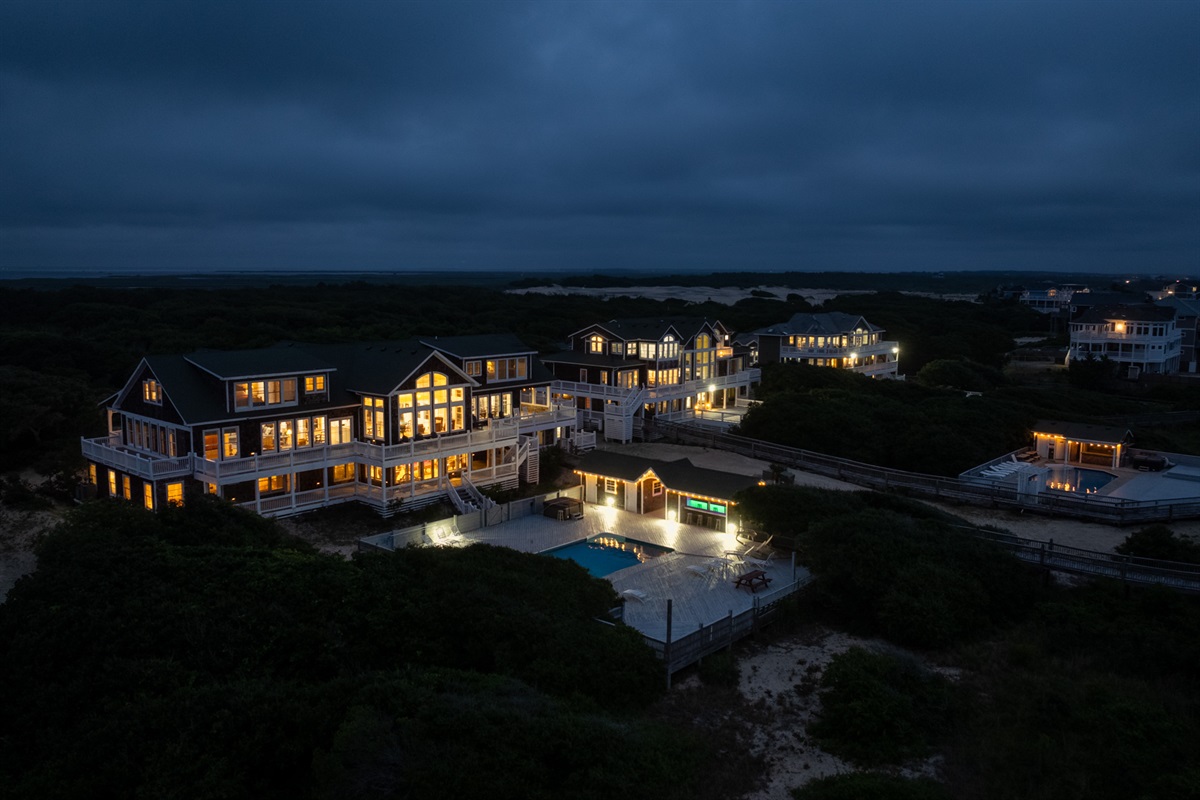 Mark Twain at Night — Resort-Style Ambiance Under the Stars | Event-Ready Estate | Corolla 4x4, OBX