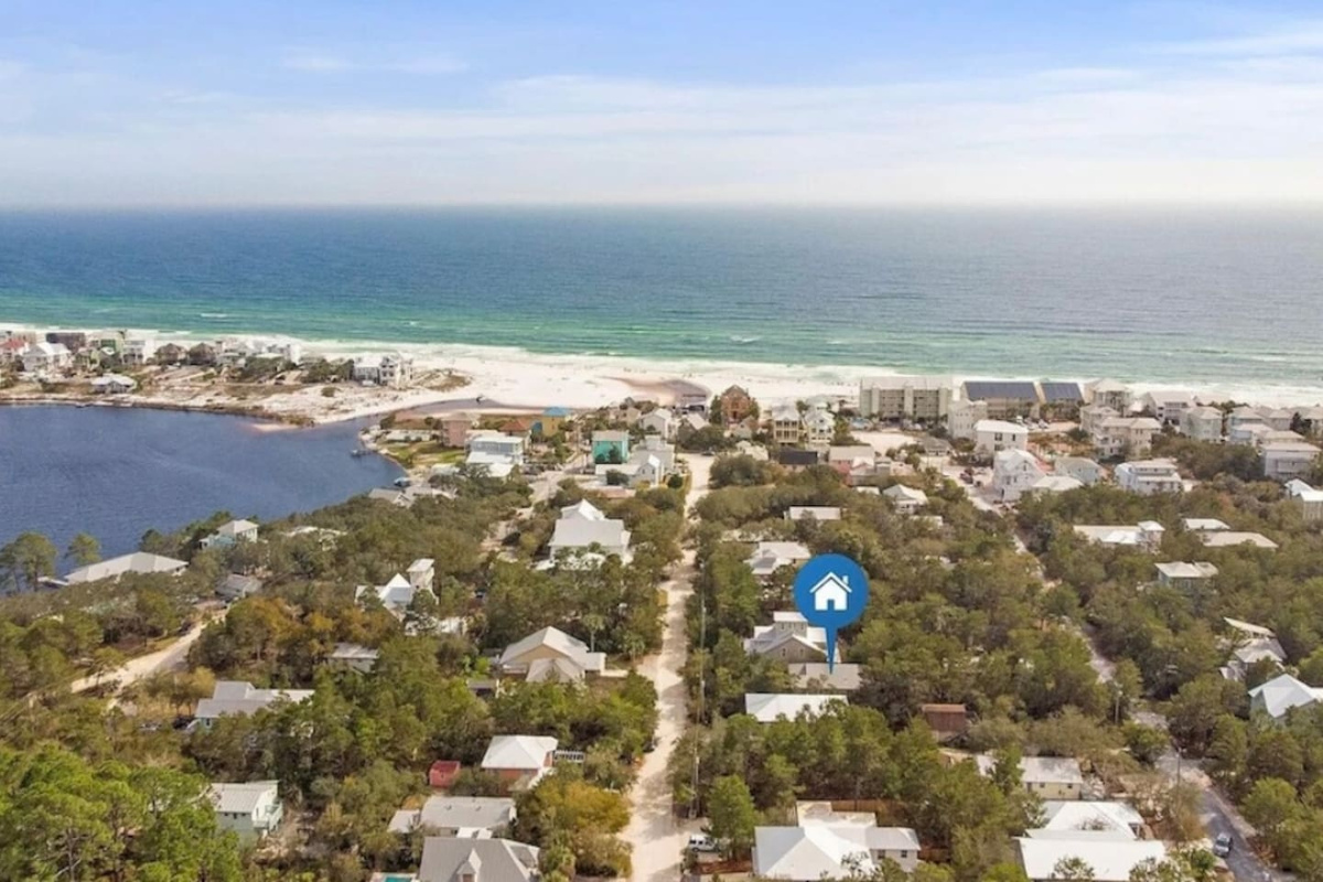 Sandy road leads to the Gulf of Mexico & Eastern lake