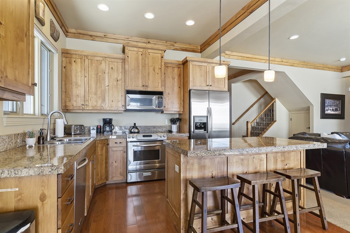 A fully equipped kitchen with rustic charm and modern convenience—ready for everything from quick breakfasts to full meals.