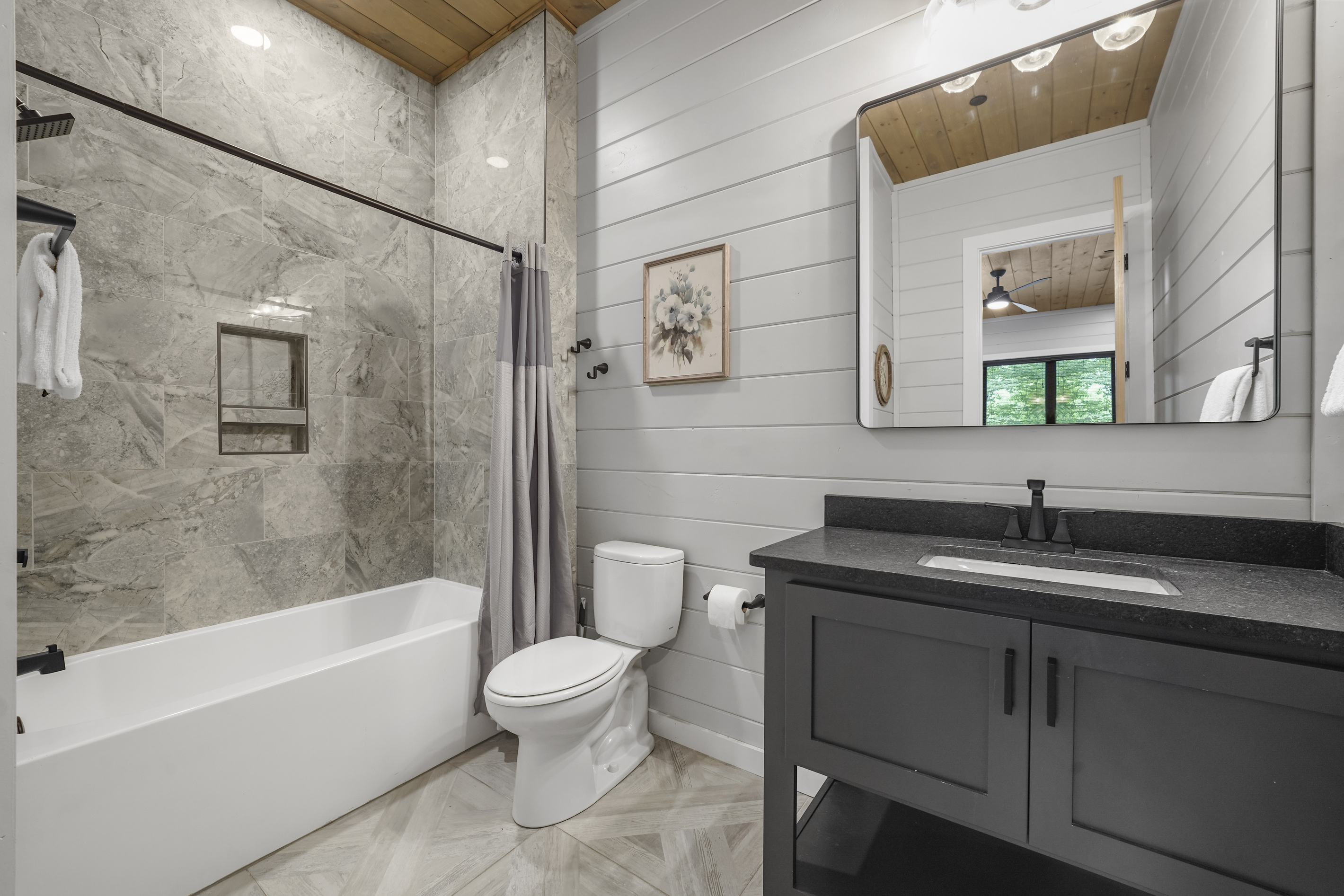 Bathroom 2 - tub and vanity