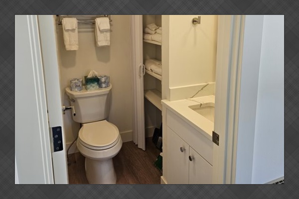 Downstairs half-bath