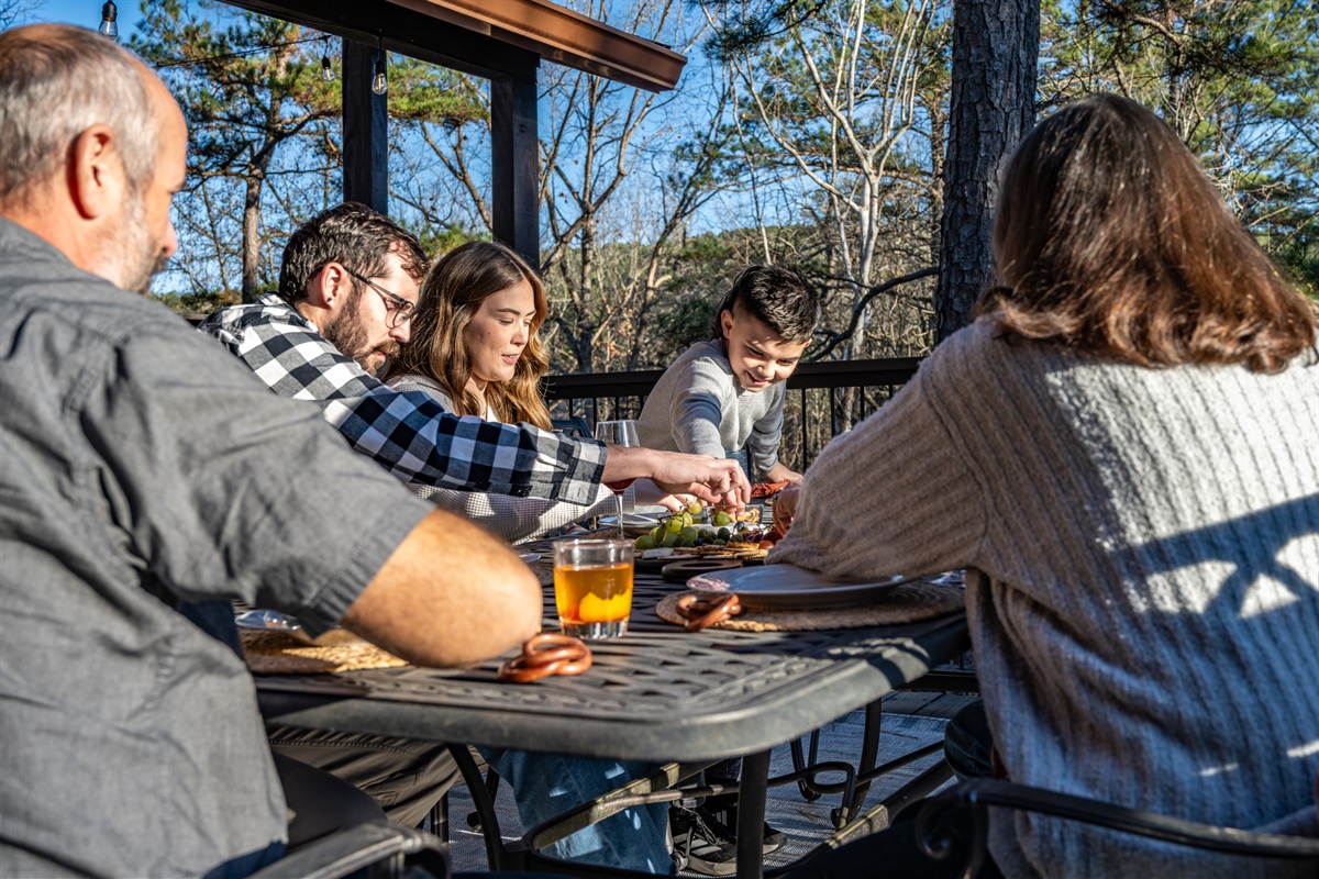 Outdoor Dining Oasis: Enjoy meals with a view on our spacious deck—perfect for gatherings!