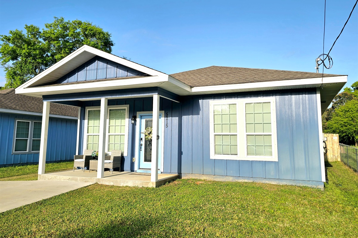 Welcome to 5215 Gateway to the Gulf