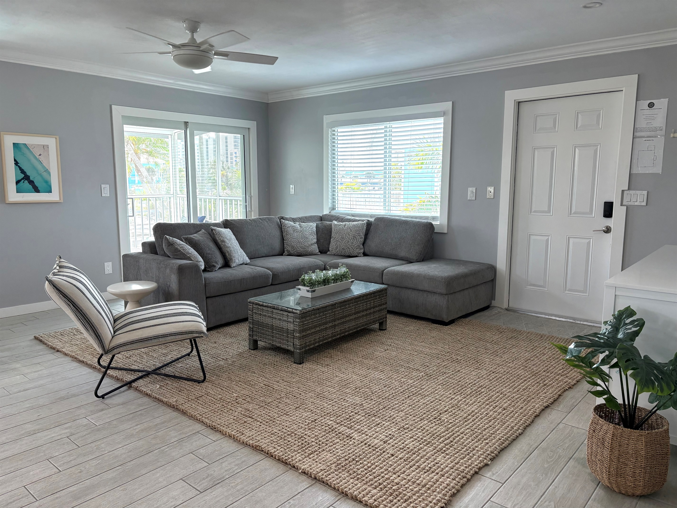 Vista (upper unit) Living Room Alt View