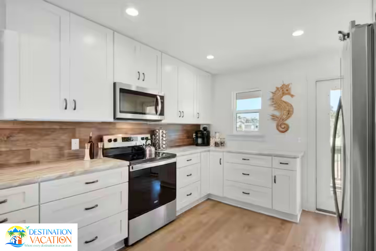 Modern kitchen offers everything needed for effortless vacation meals.