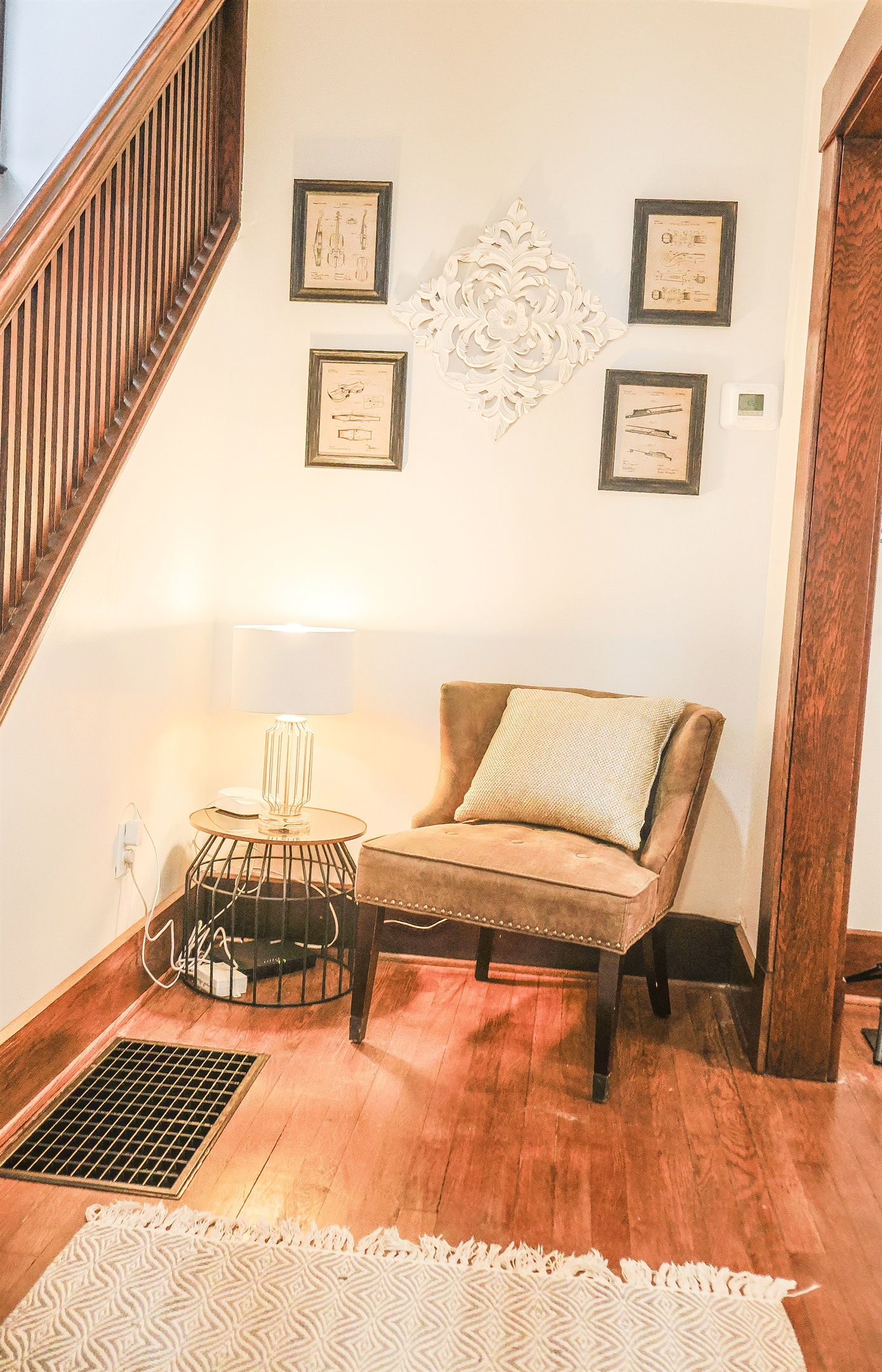 The sitting area welcomes you when open the front door