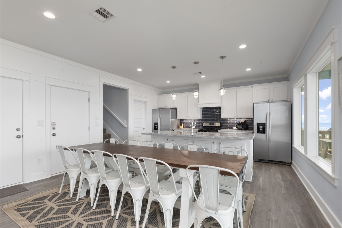 0667bb473a3748b8b74f92d607e28a46 Large | Beachhouse | Texas | TX | Vacation Homes | Galveston | Crystal Beach | Kokomo | Breezy Days | Beachfront Elegance | Sunrise Serenity | Southern Sands Property Management, LLC