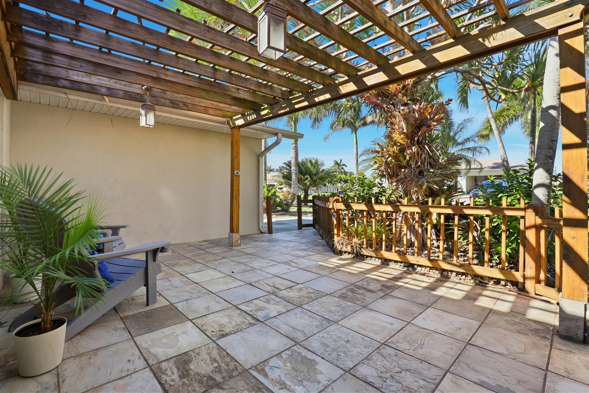 Relaxing front porch