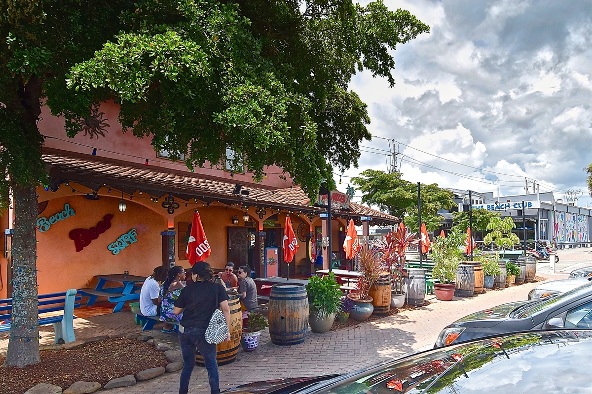 Siesta Village