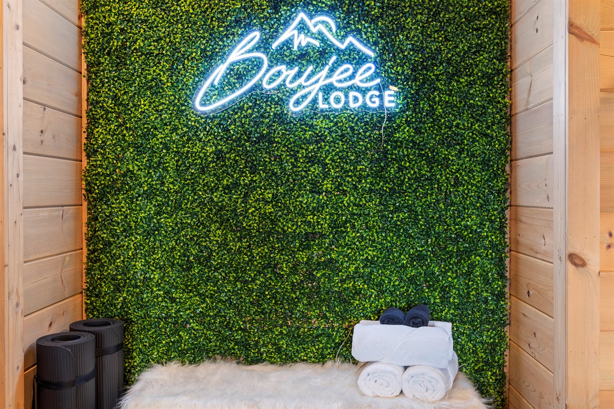 Bold, bright, and totally Boujee. Your Instagram moment, made cozy.