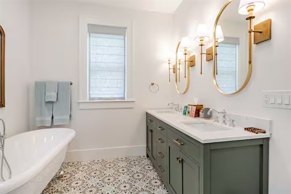 Primary Ensuite Bathroom