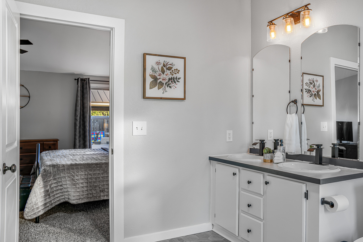 Hidden Haven: 4 bed | 2 bth — Hidden Haven | Made for Families + Outdoor Retreat, Molalla, Oregon — photo 55