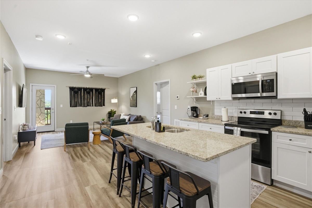Pull up a seat and stay awhile—this is where quick breakfasts turn into long conversations. With seating for four, it’s the perfect spot to sip coffee, snack, or keep the cook company while everything comes together.