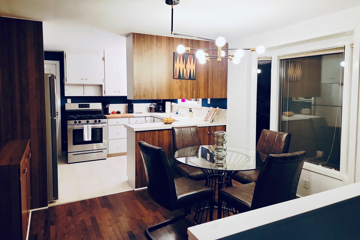 Dining room to kitchen view