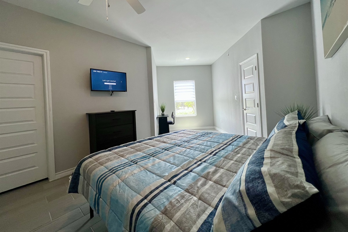 Primary Bedroom with King Bed and RokuTV