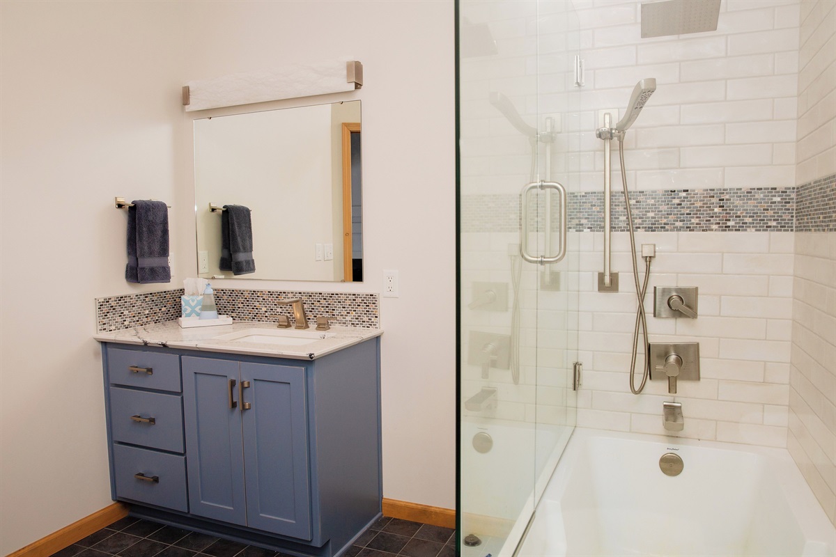 Bathroom 2, ensuite to Bedroom 2