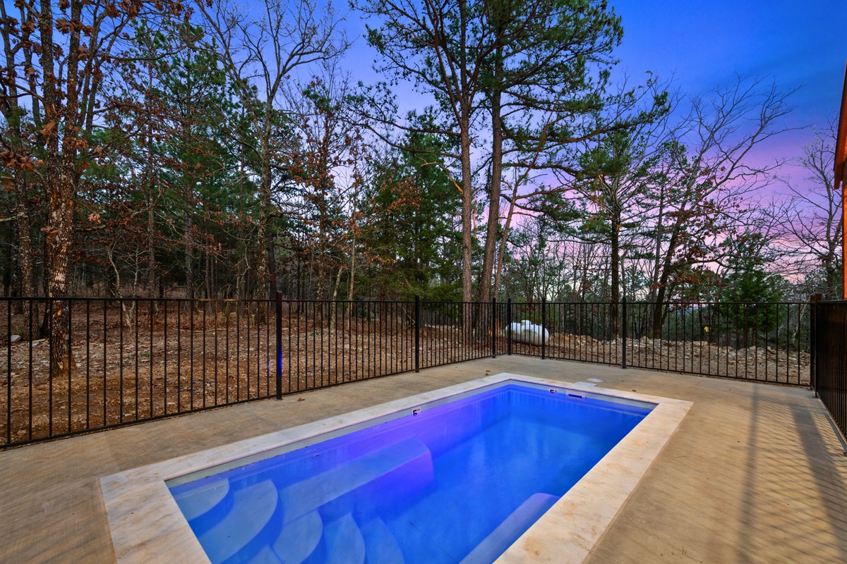 Start the morning with a refreshing swim or cool off in the afternoon sunshine in this spacious private pool surrounded by peaceful forest views.