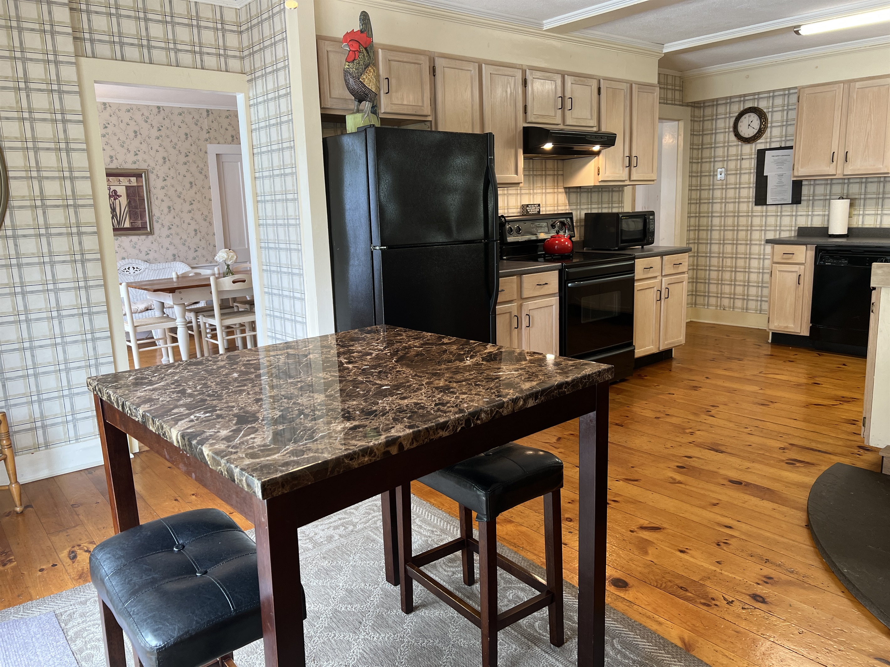 The Federal House Kitchen with extra seating.