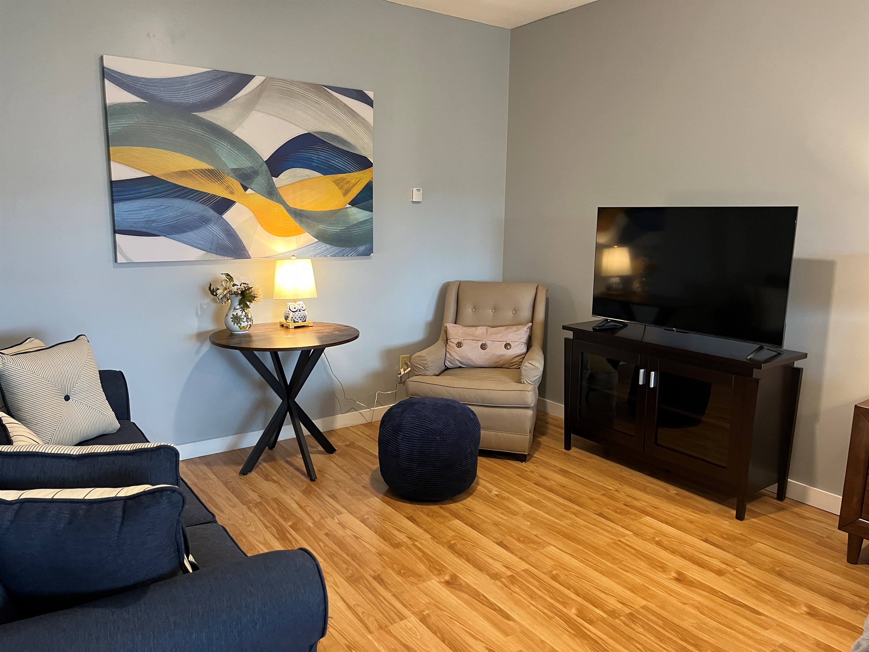 Lower level Family suite with Queen, Twin and lounge area