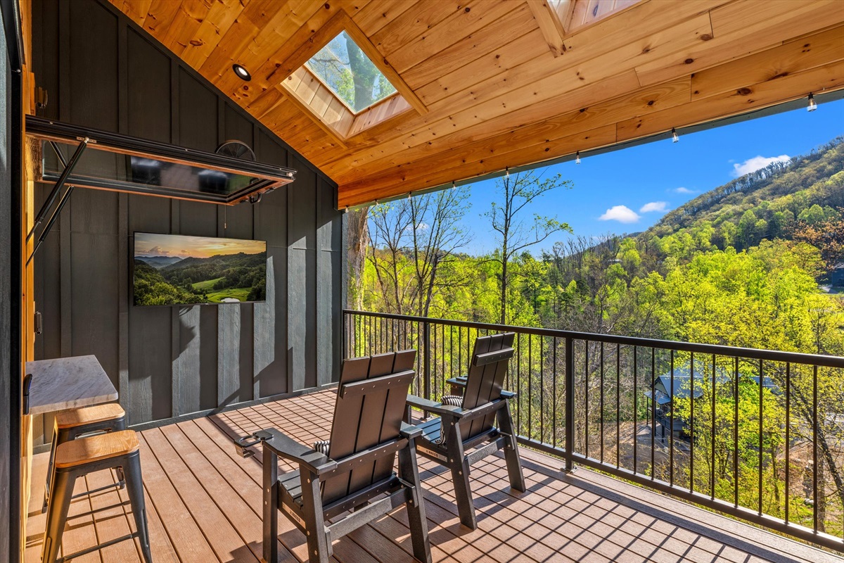 Indoor/outdoor living