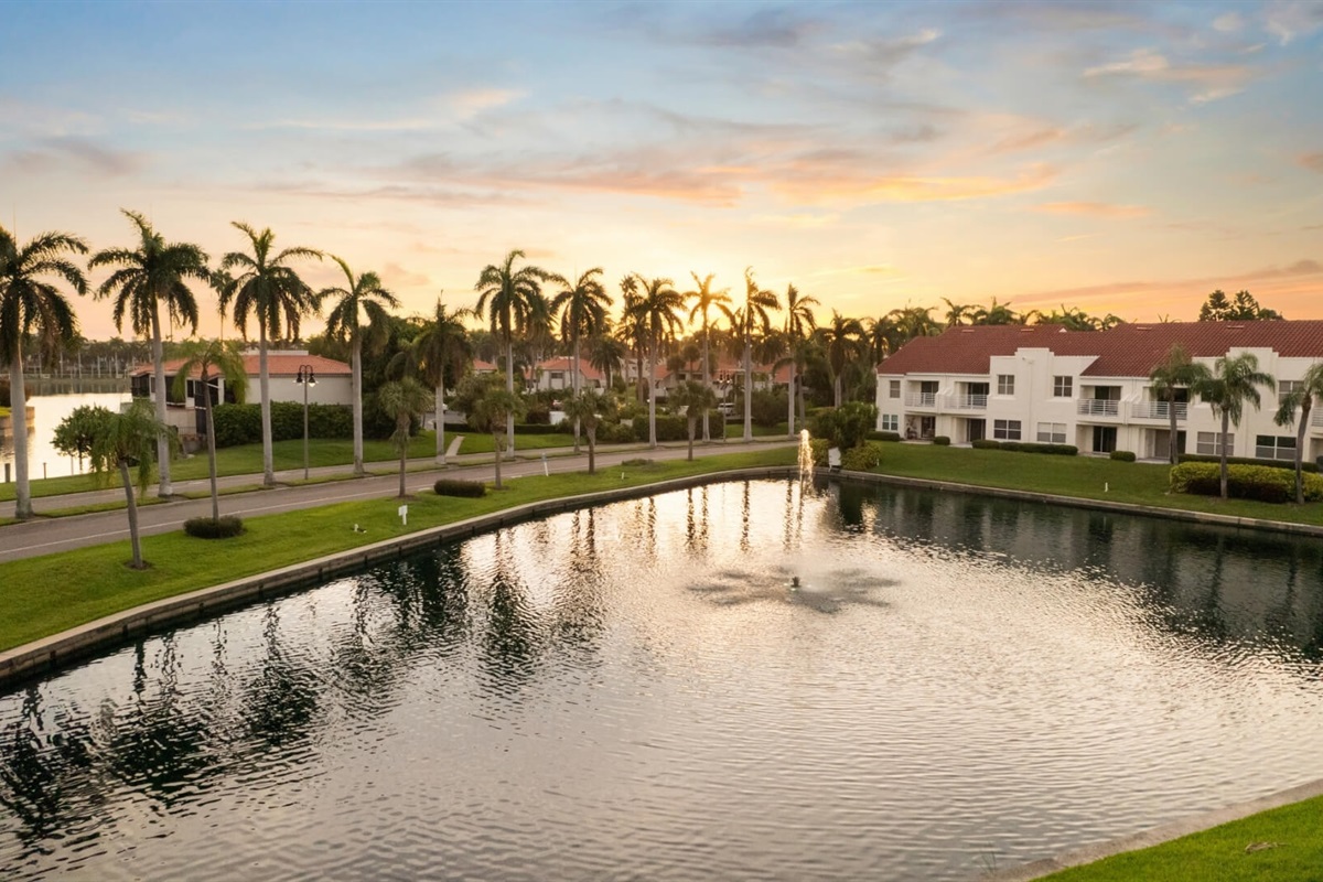 Take in sweeping views of Isla del Sol&rsquo;s lush landscapes, sparkling waterways, and resort-style amenities.