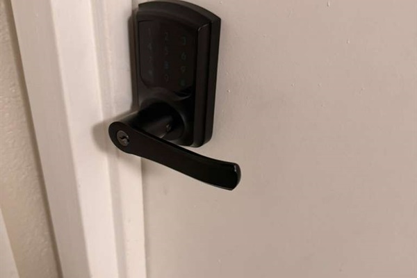 smart lock for private bedroom