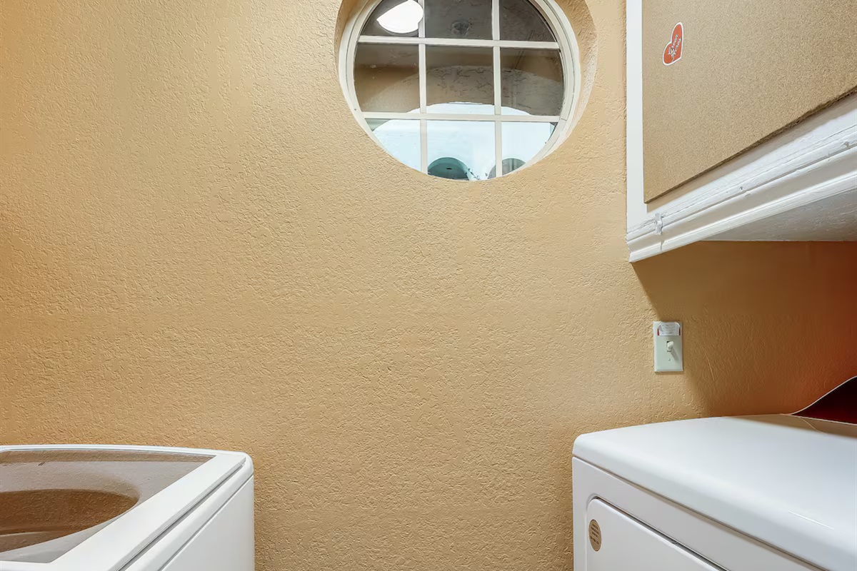 Full Size Washer & Dryer