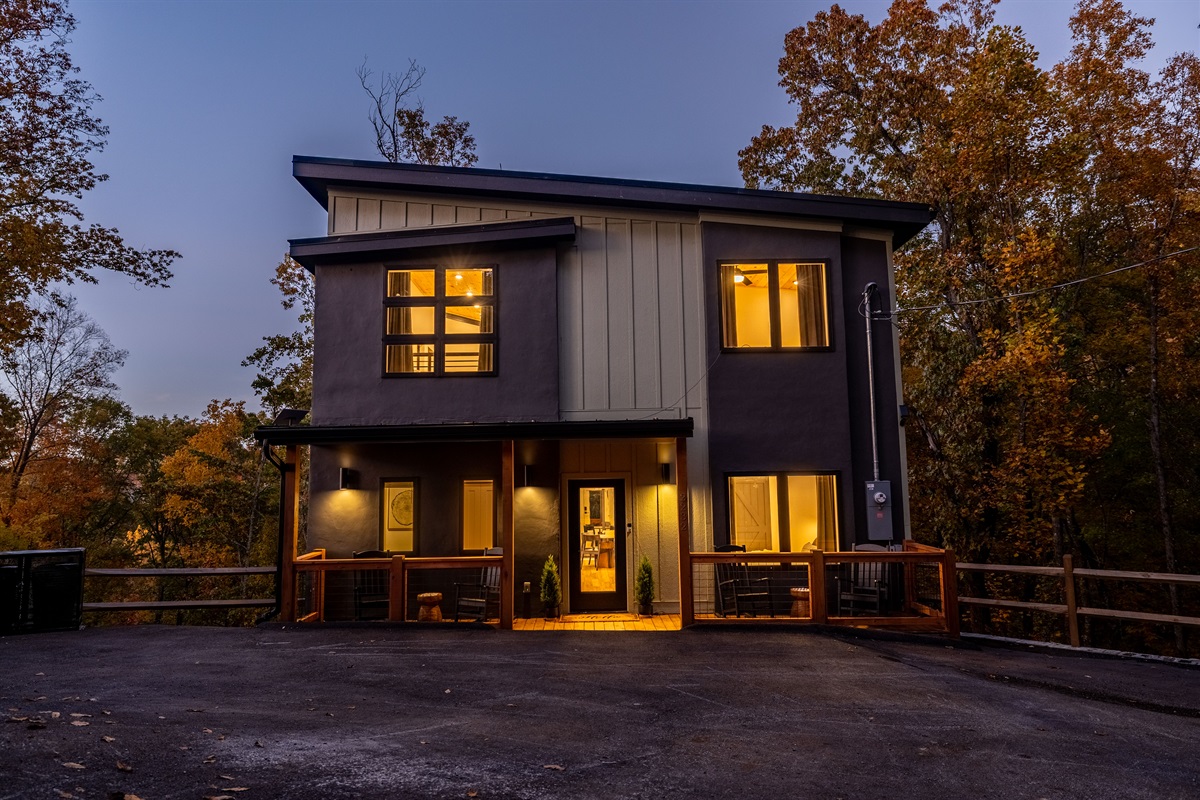 Evergreen Waters Lodge — elevated architecture in nature