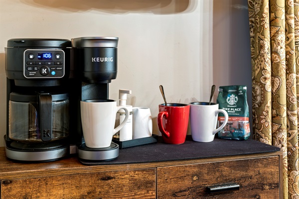 The kitchen wouldn’t be complete without that first peaceful cup, brewed just the way you like it!