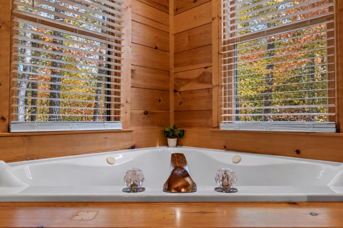 Every soak feels enchanted with views that soothe body and soul.