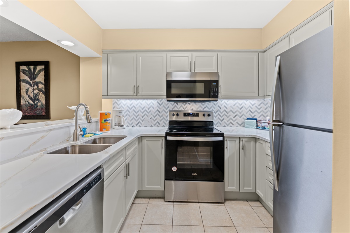 Remodeled and well-equipped Kitchen