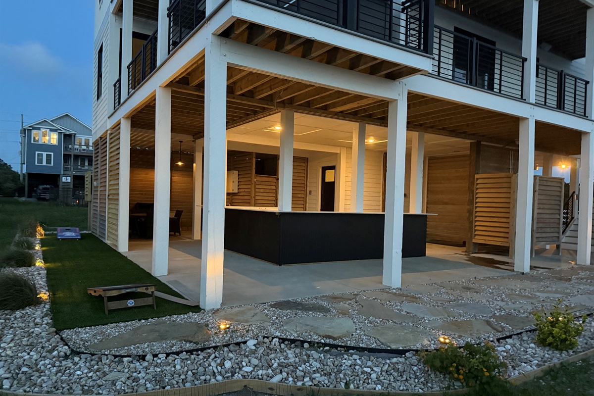 2025 - New Outdoor Kitchen Area