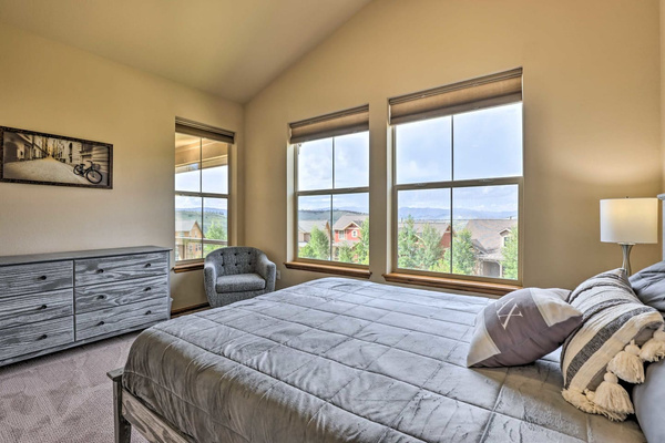 Primary Suite Bedroom