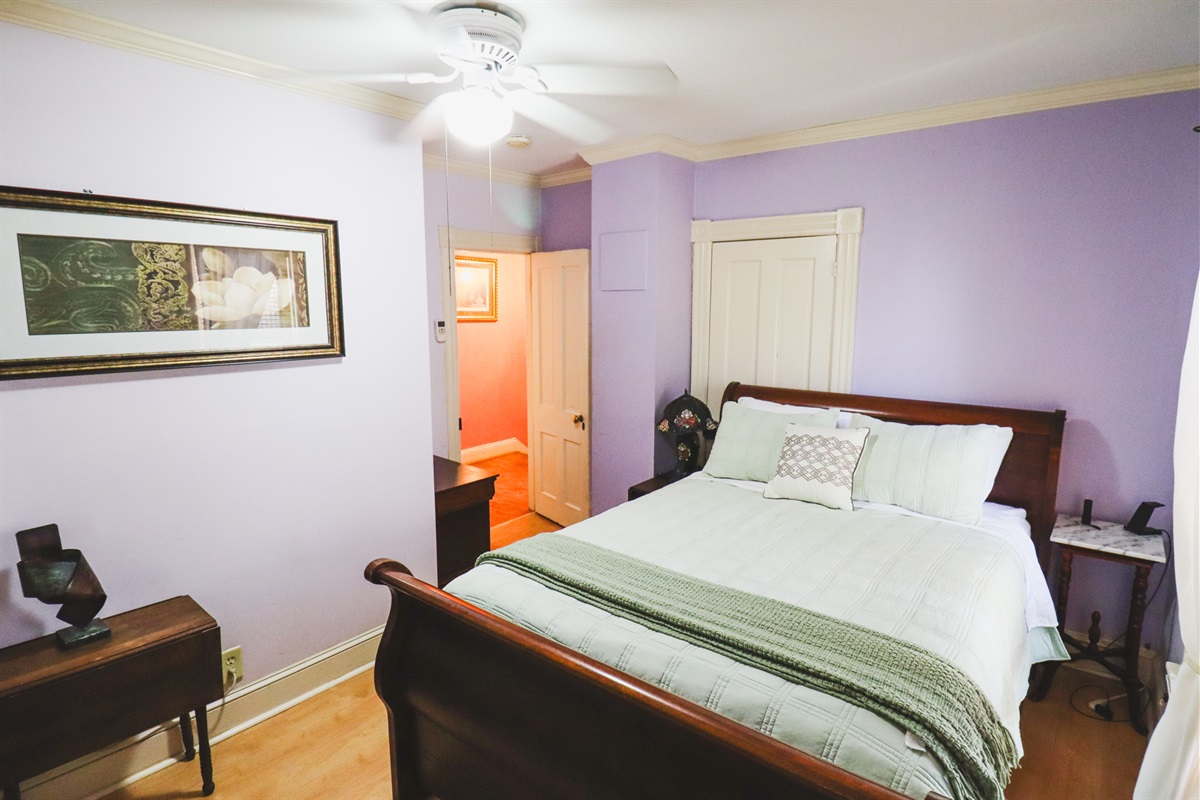 Comfortable queen bed with quality linens