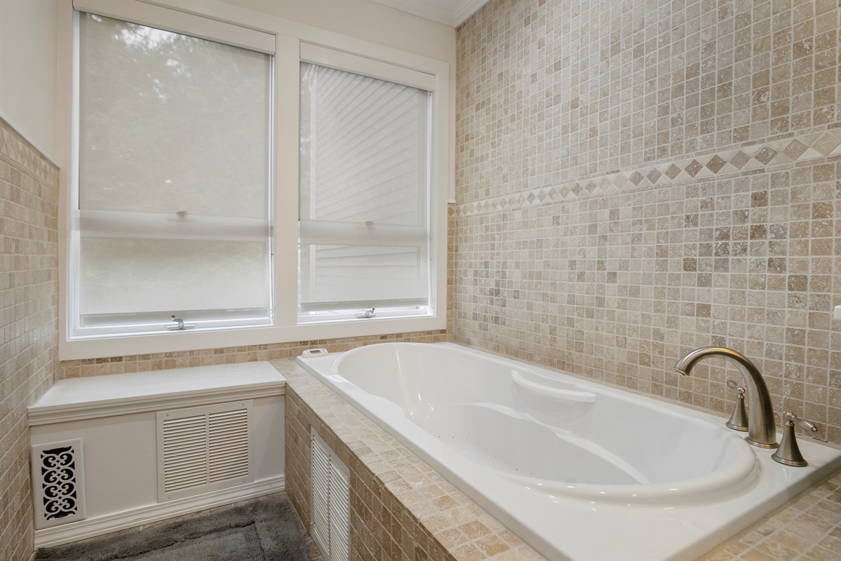 Master Bath Soaking Tub