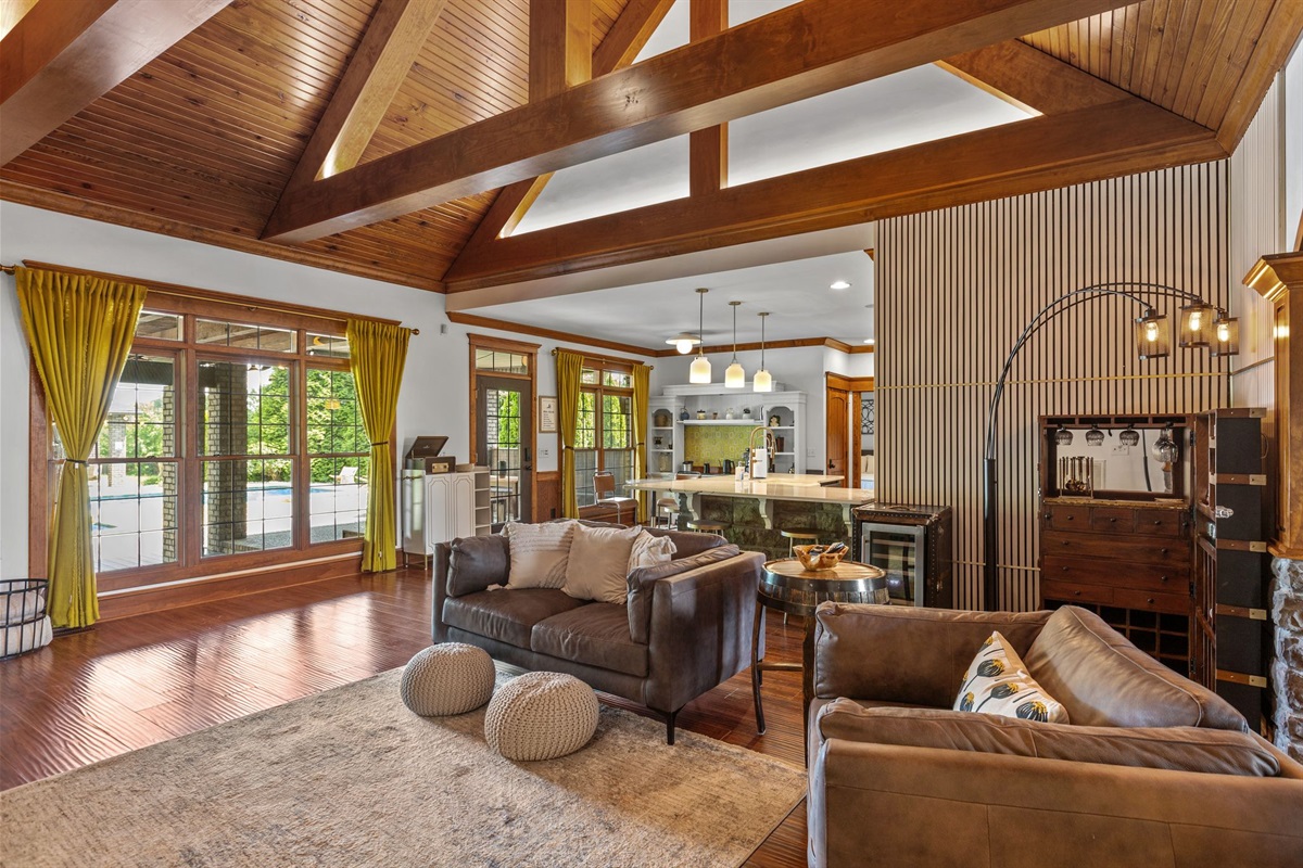 A large gathering area for all to enjoy!