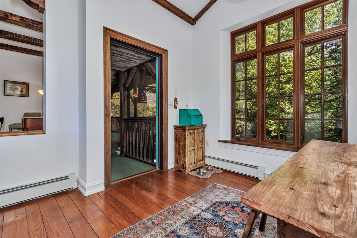 Breakfast Nook to Screened Porch