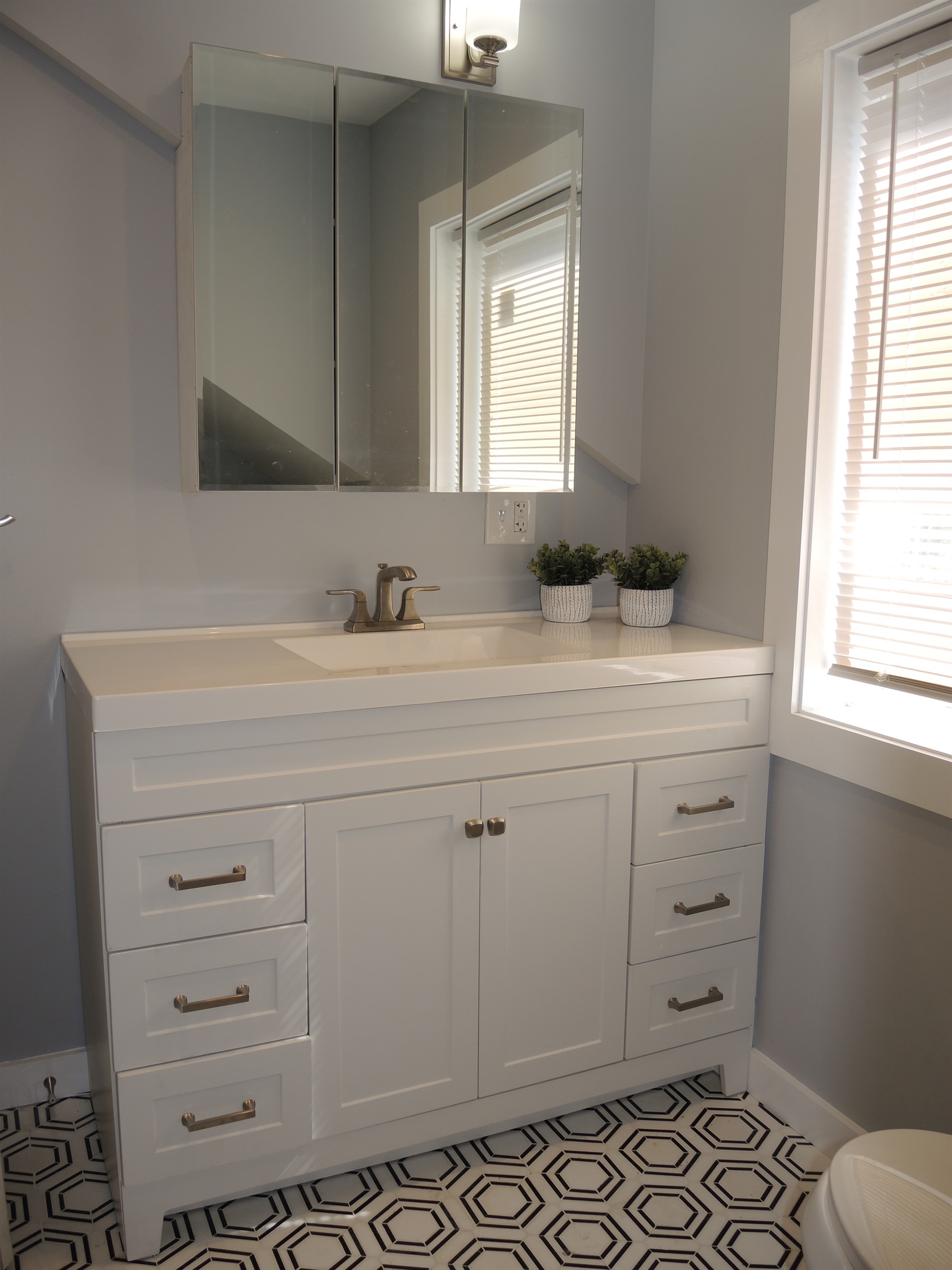 2nd floor bath vanity